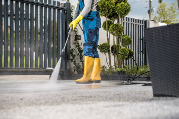 Best Factory Floor Cleaning  in Johnston, IA